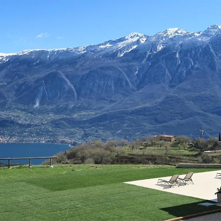 Oasi Da Vinci Aparthotel Tignale Exteriör bild