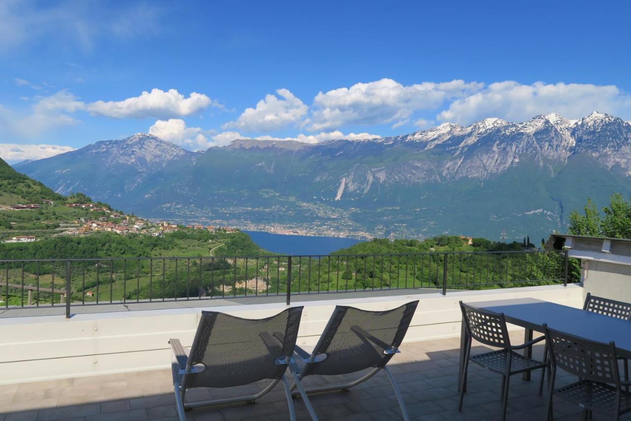 Oasi Da Vinci Aparthotel Tignale Exteriör bild