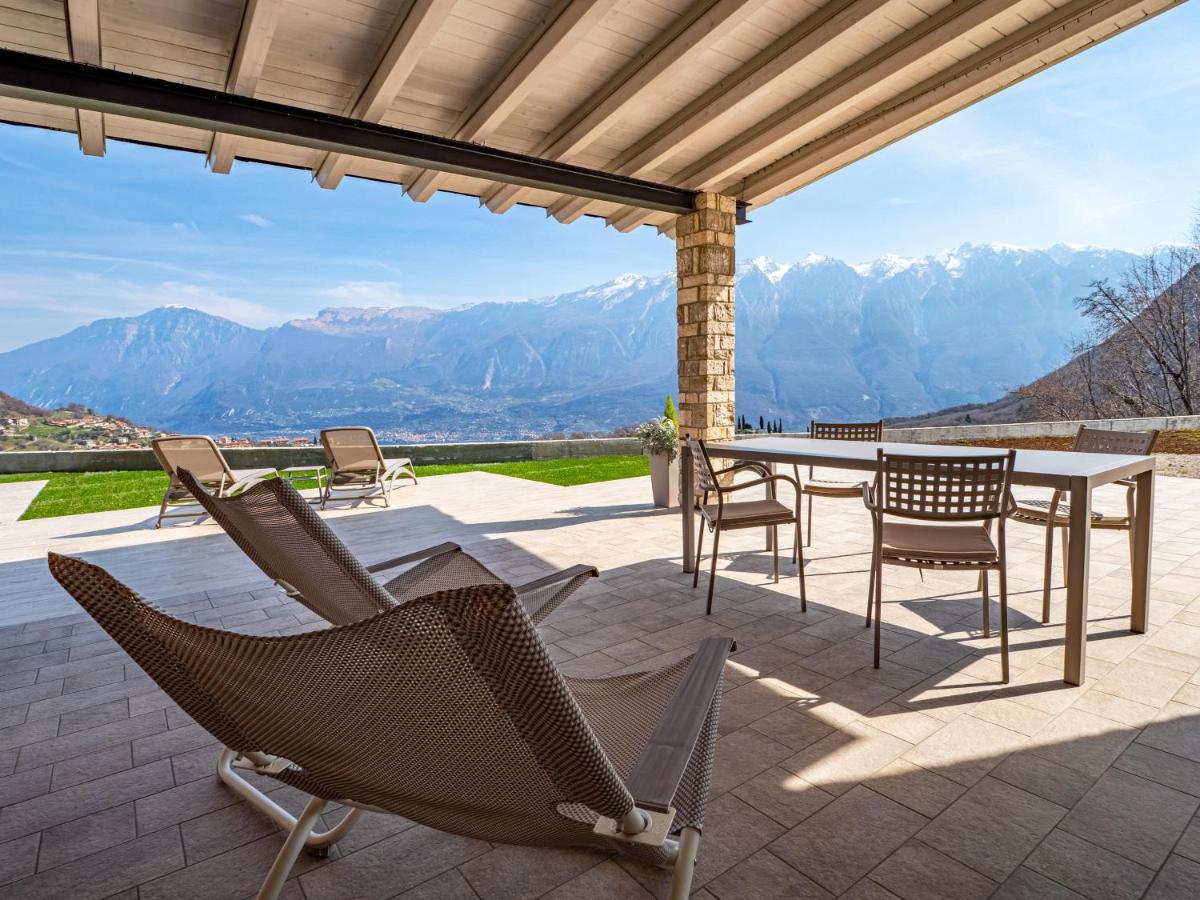Oasi Da Vinci Aparthotel Tignale Exteriör bild