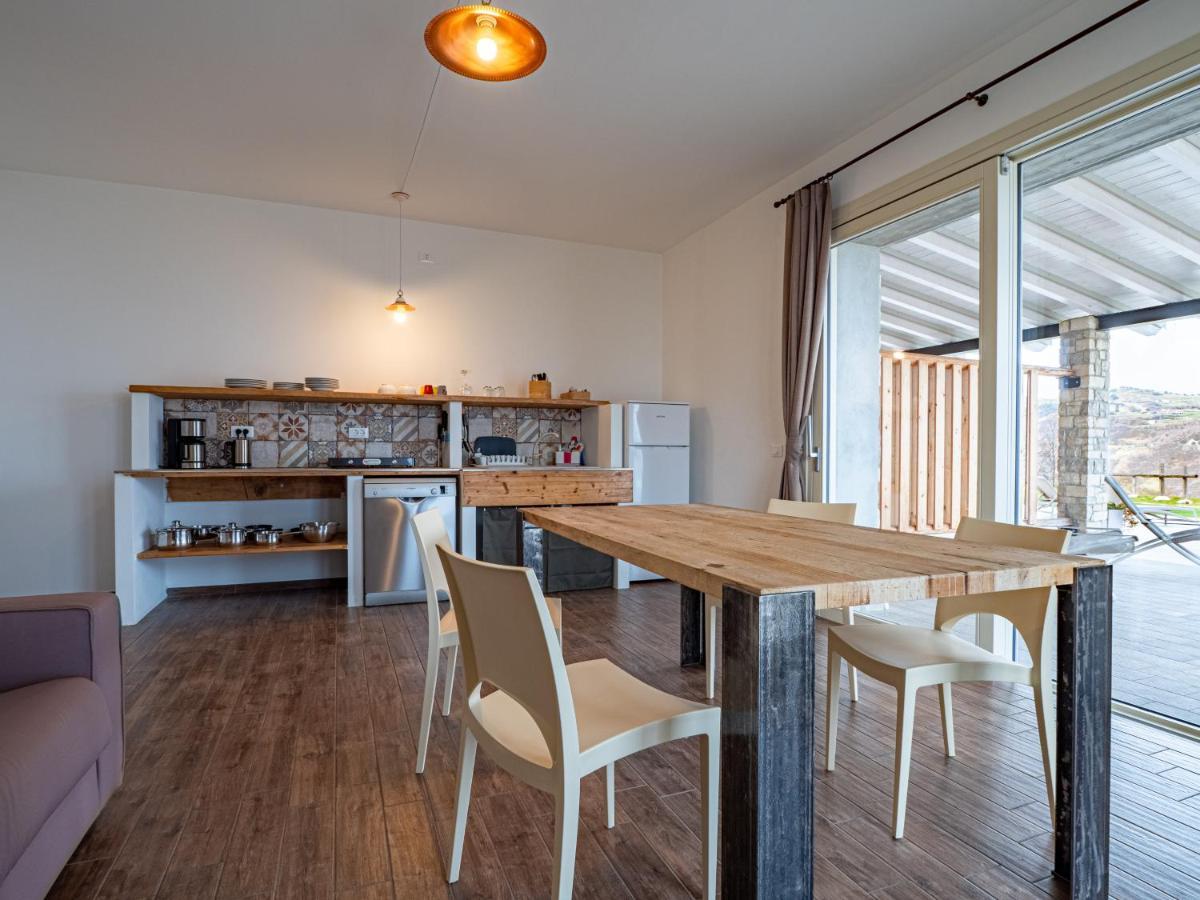 Oasi Da Vinci Aparthotel Tignale Exteriör bild
