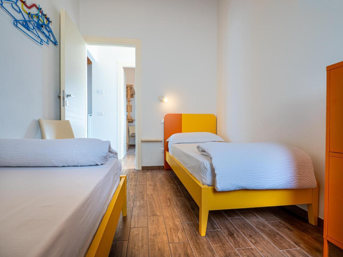 Oasi Da Vinci Aparthotel Tignale Exteriör bild