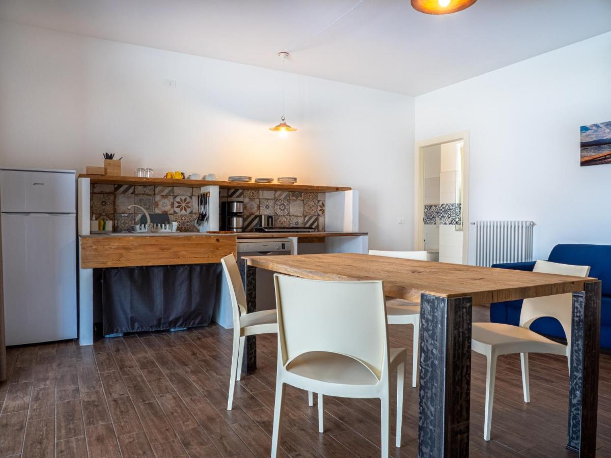 Oasi Da Vinci Aparthotel Tignale Exteriör bild