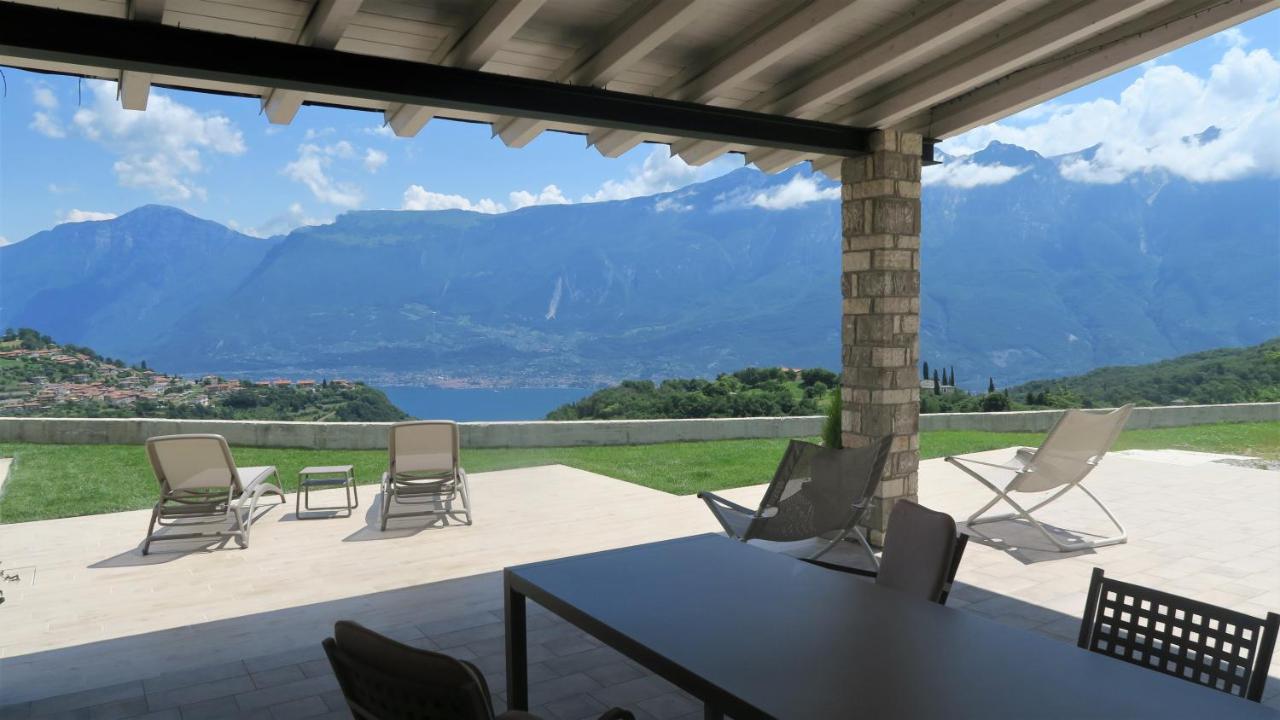 Oasi Da Vinci Aparthotel Tignale Exteriör bild
